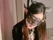 Asyalı zayıf kız küçük şeytan mastürbasyonu